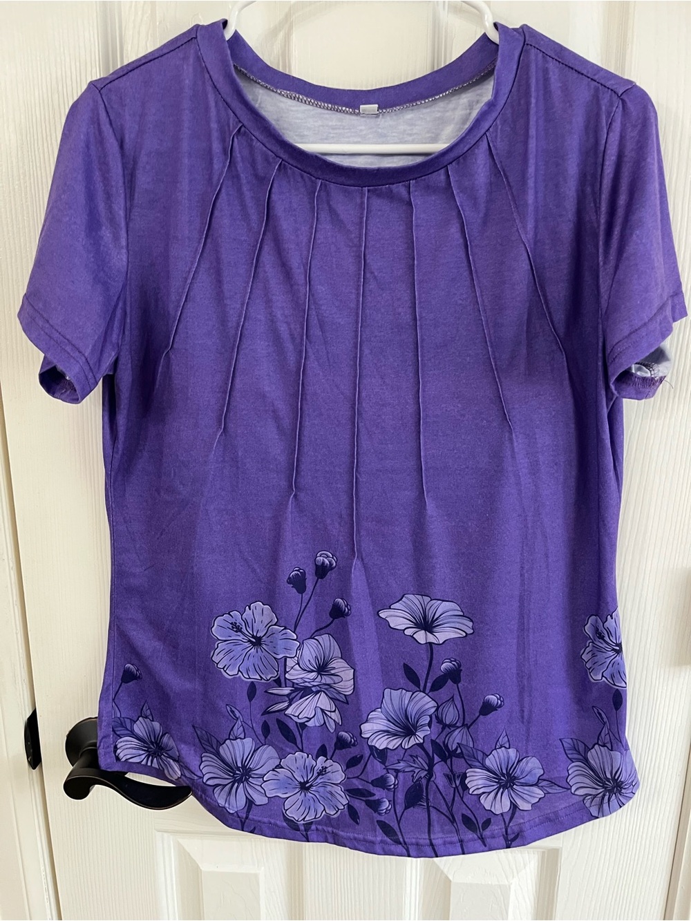 Purple Floral Short-Sleeve Women's Top, Medium.